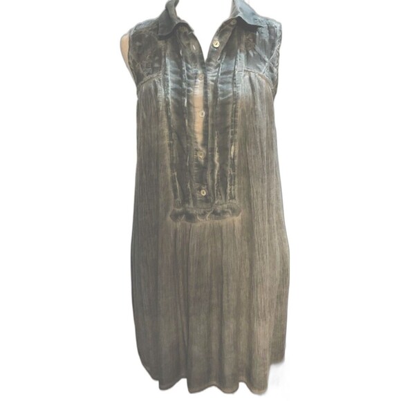 Free People  Light Blue Gauze Women's size small .   LTOP723 - Picture 1 of 3